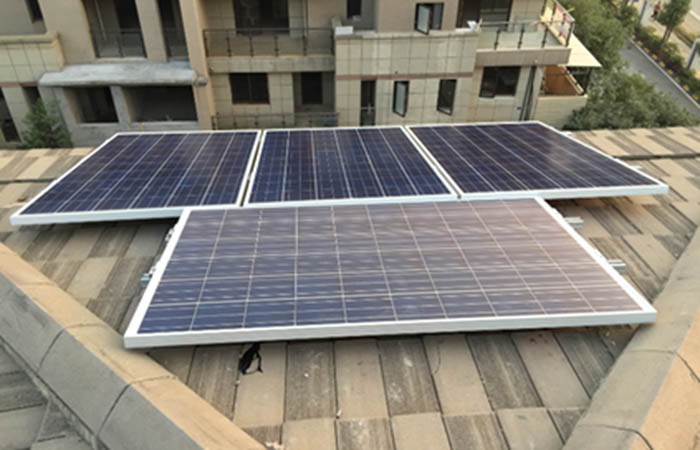長沙市望城區(qū) 5KW 屋頂光伏系統(tǒng)